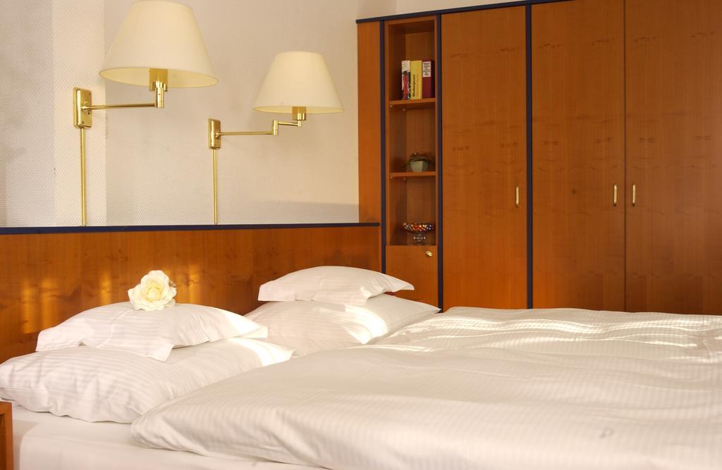 Hotel Spiegel Cologne Luaran gambar