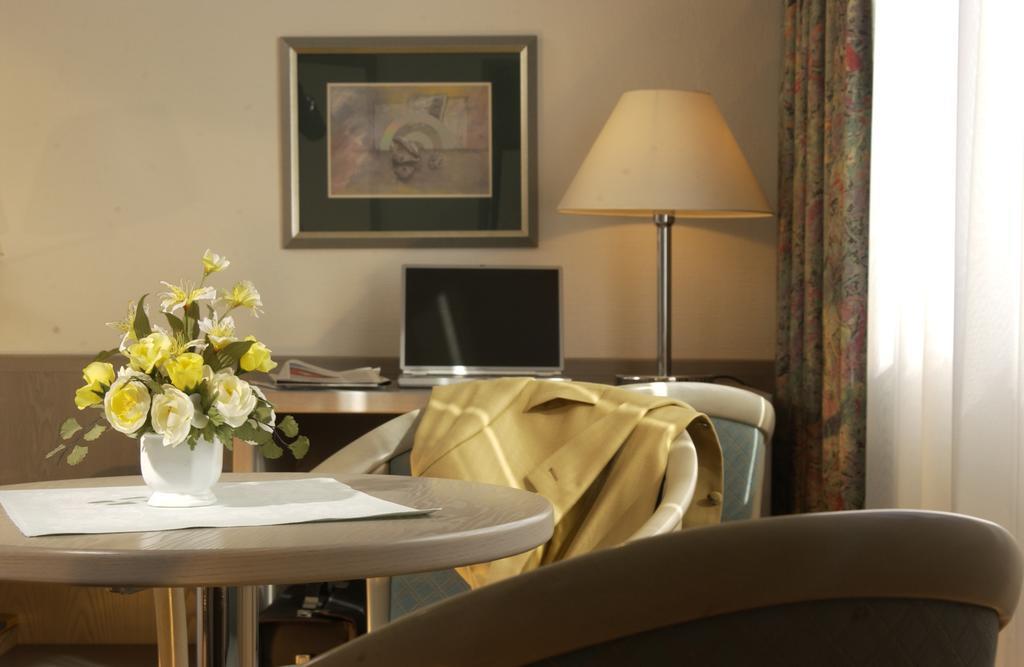 Hotel Spiegel Cologne Luaran gambar