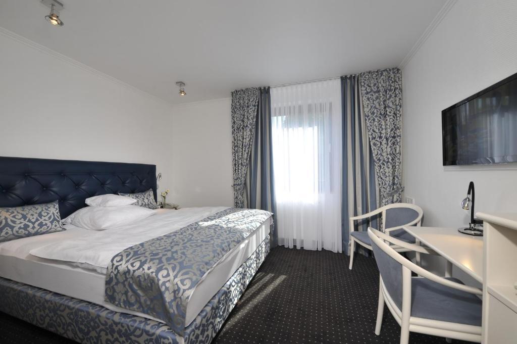 Hotel Spiegel Cologne Bilik gambar