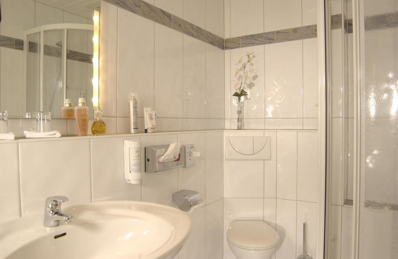 Hotel Spiegel Cologne Luaran gambar